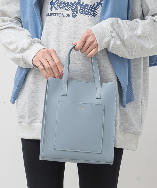 ALTROSE（アルトローズ）の「2WAYトートバッグ [シンシア]（トートバッグ・レディース・ブラック/ベージュ/ブラック系その他/ブラウン系その他/キャメル/ベージュ系その他/ピンク/ブラウン/アニマル/ブルー/グレー/グレー系その他6/ベージュ系その他6/ブラック系その他6/ブラック系その他7/ブラウン系その他7/グリーン/アイボリー/クリーム・FREE/#21）」の16枚目の写真