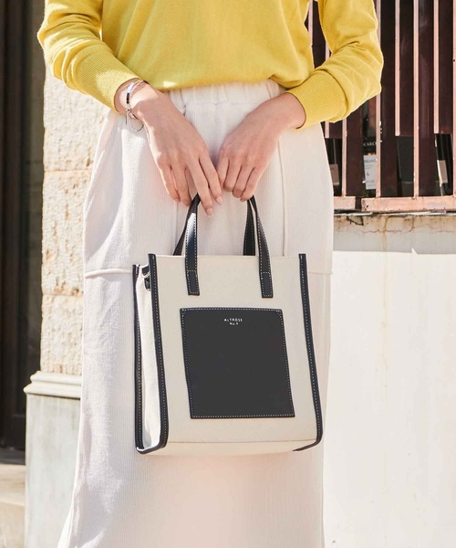 ALTROSE（アルトローズ）の「2WAYトートバッグ [シンシア]（トートバッグ・レディース・ブラック/ベージュ/ブラック系その他/ブラウン系その他/キャメル/ベージュ系その他/ピンク/ブラウン/アニマル/ブルー/グレー/グレー系その他6/ベージュ系その他6/ブラック系その他6/ブラック系その他7/ブラウン系その他7/グリーン/アイボリー/クリーム・FREE/#21）」の2枚目の写真