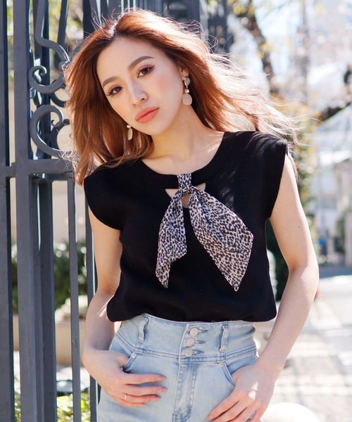 LIPSERVICE（リップサービス）の「2wayリボンノースリカラーニット（ニット/セーター・レディース・ホワイト/ブラック/ベージュ/ライム/オレンジ系その他・FREE）」の3枚目の写真