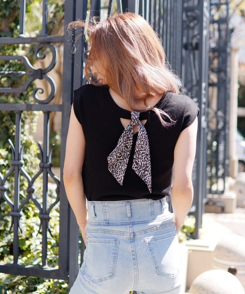 LIPSERVICE（リップサービス）の「2wayリボンノースリカラーニット（ニット/セーター・レディース・ホワイト/ブラック/ベージュ/ライム/オレンジ系その他・FREE）」の19枚目の写真