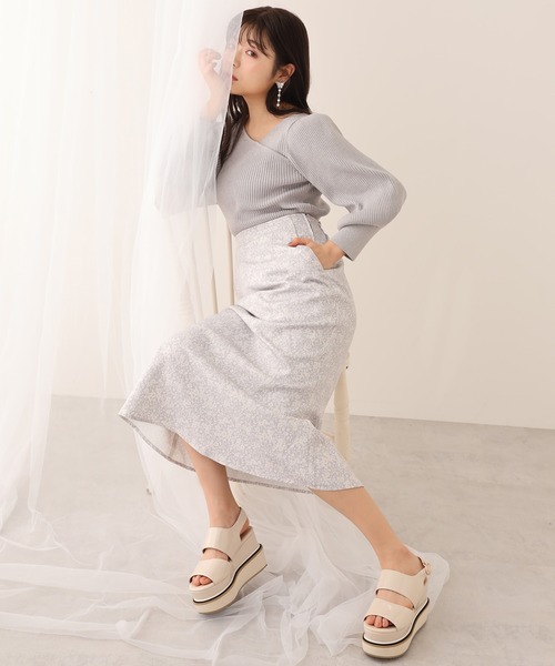 one after another NICE CLAUP（ワンアフターアナザーナイスクラップ）の「バックレースアップラメニット（ニット/セーター・レディース・オフホワイト/グレー/ベージュ/パープル・FREE）」の20枚目の写真