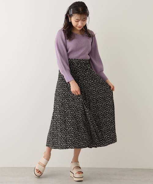 one after another NICE CLAUP（ワンアフターアナザーナイスクラップ）の「バックレースアップラメニット（ニット/セーター・レディース・オフホワイト/グレー/ベージュ/パープル・FREE）」の8枚目の写真