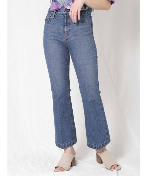 Ungrid（アングリッド）の「センタープレス9分丈フレアデニム（デニムパンツ・レディース・ブルー・26inch/24inch/25inch）」の6枚目の写真