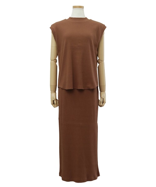 reca（レカ）の「リブセットアップ（Tシャツ/カットソー・レディース・ブラック/ベージュ/モカ/テラコッタ・M）」の14枚目の写真