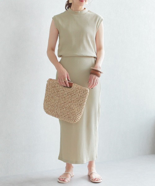 reca（レカ）の「リブセットアップ（Tシャツ/カットソー・レディース・ブラック/ベージュ/モカ/テラコッタ・M）」の19枚目の写真