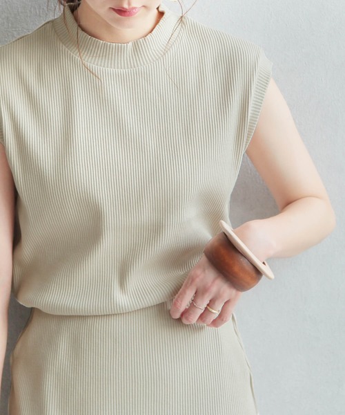 reca（レカ）の「リブセットアップ（Tシャツ/カットソー・レディース・ブラック/ベージュ/モカ/テラコッタ・M）」の17枚目の写真