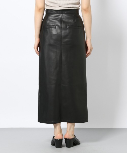 PAGEBOY（ページボーイ）の「フェイクレザーロングナロースカート（スカート・レディース・ブラック/ブラウン系その他/オフホワイト・SMALL/MEDIUM）」の6枚目の写真