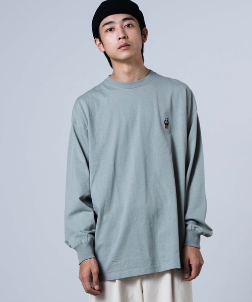 BEN DAVIS（ベンデイビス）の「∴WEGO/BEN DAVIS 別注ベンデイビス刺繍ビッグロンT（Tシャツ/カットソー・メンズ・スミクロ/ダークグリーン/ベージュ/ホワイト/パープル系その他/ベージュ系その他/グリーン系その他/ブルー系その他・MEDIUM/LARGE/SMALL）」の6枚目の写真