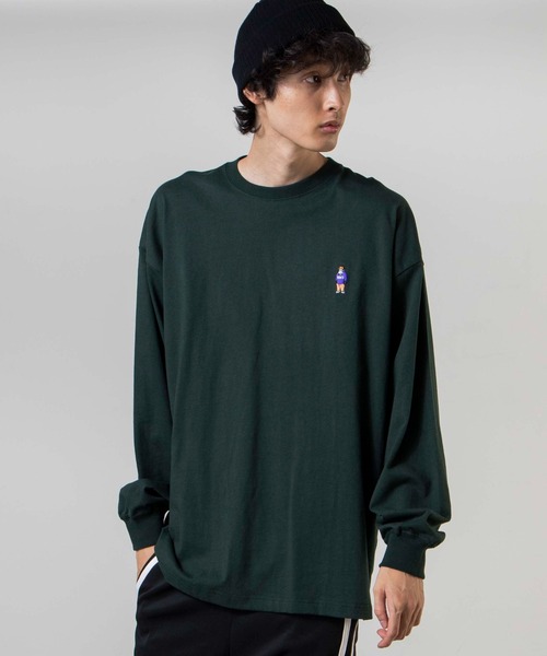 BEN DAVIS（ベンデイビス）の「∴WEGO/BEN DAVIS 別注ベンデイビス刺繍ビッグロンT（Tシャツ/カットソー・メンズ・スミクロ/ダークグリーン/ベージュ/ホワイト/パープル系その他/ベージュ系その他/グリーン系その他/ブルー系その他・MEDIUM/LARGE/SMALL）」の5枚目の写真