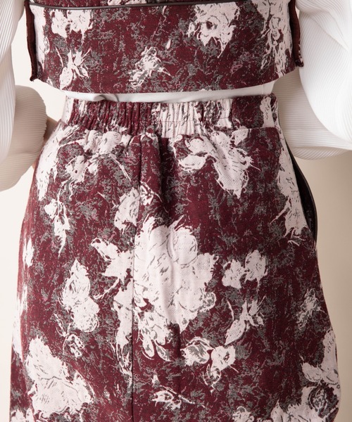 Mysa&Liina（ミーサリーナ）の「ジャガードタイトスカート（スカート・レディース・ブラック/レッド・M）」の21枚目の写真