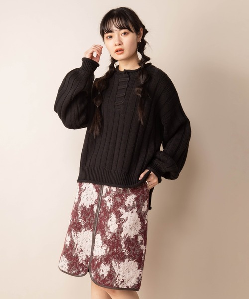 Mysa&Liina（ミーサリーナ）の「ジャガードタイトスカート（スカート・レディース・ブラック/レッド・M）」の7枚目の写真