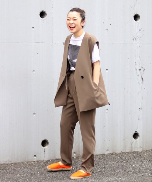 JOINT WORKS（ジョイントワークス）の「J-セットアップパンツ（スラックス・レディース・オフホワイト/モカ・SMALL/MEDIUM）」の5枚目の写真