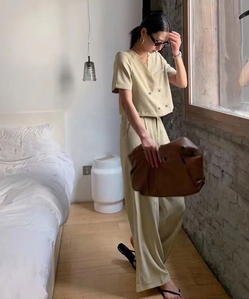 me+em select（ミームセレクト）の「ショートジャケット+ハイウエストワイドパンツ【セットアップ】（セットアップ・レディース・ベージュ/ブラック/ブルー/ブラウン・FREE）」の6枚目の写真