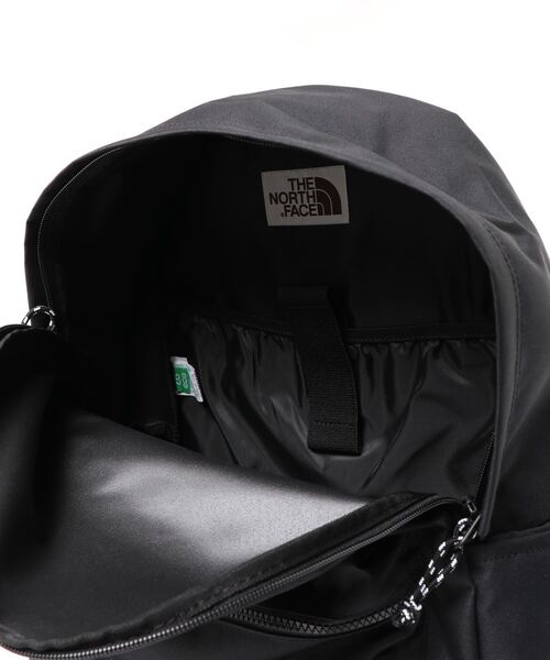 THE NORTH FACE（ザノースフェイス）の「【THE NORTH FACE(ザ・ノースフェイス)】ORIGINAL PACK S リュックサック/バックパック（バックパック/リュック・レディース・ブラック・FREE）」の8枚目の写真