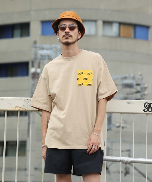 DC SHOES(ディーシーシューズ)の「21 15S WIDE HOTDOGGI/DC半袖Tシャツ(Tシャツ/カットソー・メンズ・ホワイト/ブラック系その他/ブラック/ベージュ・LARGE/MEDIUM/X-LARGE)」の22枚目の写真