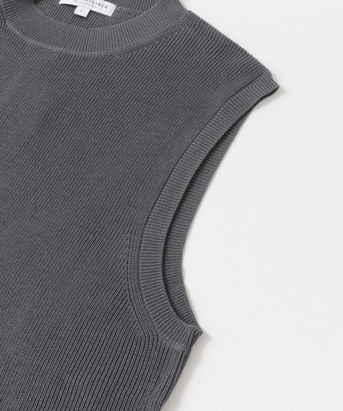 URBAN RESEARCH（アーバンリサーチ）の「ハンドウォッシャブル片畦ニットベスト（ベスト・メンズ・ネイビー/チャコールグレー・LARGE/MEDIUM）」の5枚目の写真