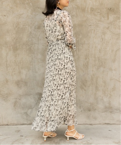 ワンピースプリーツプリントワンピース ワンピース Randa ランダ のファッション