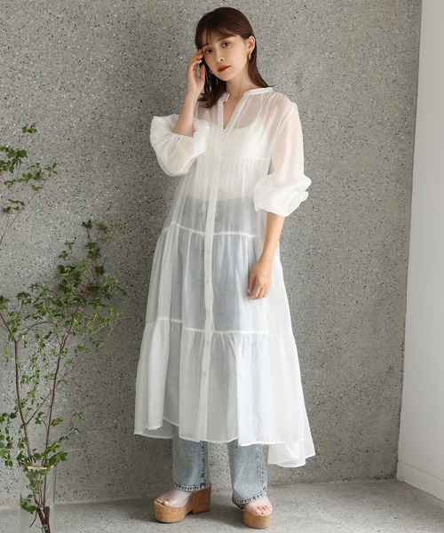 one after another NICE CLAUP（ワンアフターアナザーナイスクラップ）の「【ZOZO限定】バンドカラ―シアーティアードロングワンピース（シャツワンピース・レディース・ブラック/ベージュ/オフホワイト/ピンク/オレンジ/ミント・FREE）」の7枚目の写真