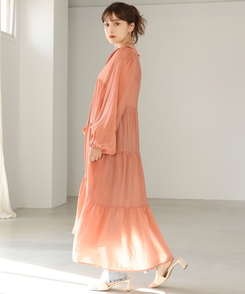 one after another NICE CLAUP（ワンアフターアナザーナイスクラップ）の「【ZOZO限定】バンドカラ―シアーティアードロングワンピース（シャツワンピース・レディース・ブラック/ベージュ/オフホワイト/ピンク/オレンジ/ミント・FREE）」の16枚目の写真