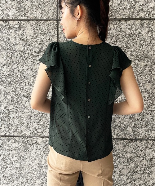 MADEMOISELLE ROPE'（マドモアゼル ロペ）の「フロッキードットラッフルノースリーブブラウス（シャツ/ブラウス・レディース・ホワイト/ブラック/グリーン・38）」の9枚目の写真
