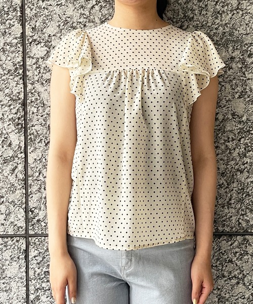MADEMOISELLE ROPE'（マドモアゼル ロペ）の「フロッキードットラッフルノースリーブブラウス（シャツ/ブラウス・レディース・ホワイト/ブラック/グリーン・38）」の11枚目の写真