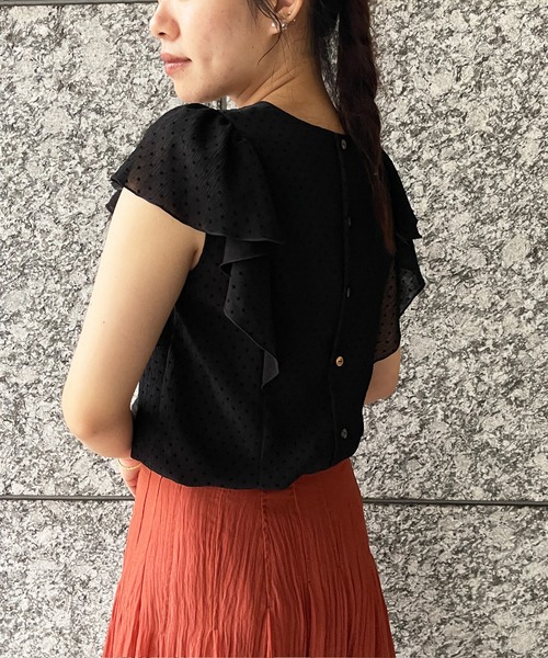 MADEMOISELLE ROPE'（マドモアゼル ロペ）の「フロッキードットラッフルノースリーブブラウス（シャツ/ブラウス・レディース・ホワイト/ブラック/グリーン・38）」の21枚目の写真