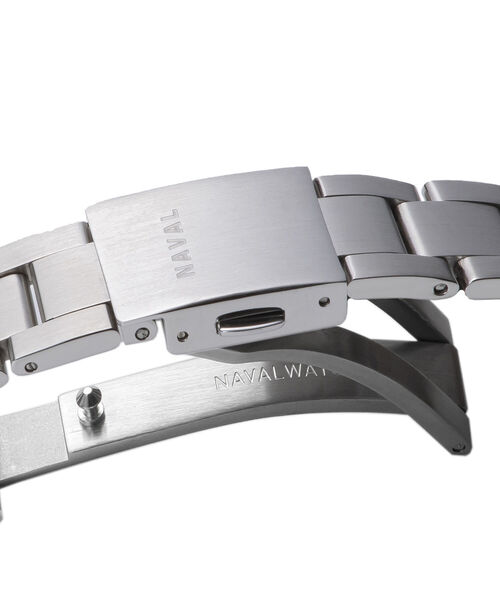 B:MING by BEAMS（ビーミングバイビームス）の「NAVAL WATCH Produced by LOWERCASE / FRXA001（アナログ腕時計・メンズ・ブラック・ONE SIZE）」の2枚目の写真