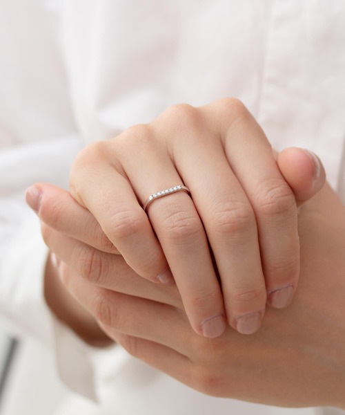 JUICY ROCK(ジューシーロック)の「SV925 パヴェシグネットリング(リング・レディース・シルバー・#13/#9/#11)」の8枚目の写真