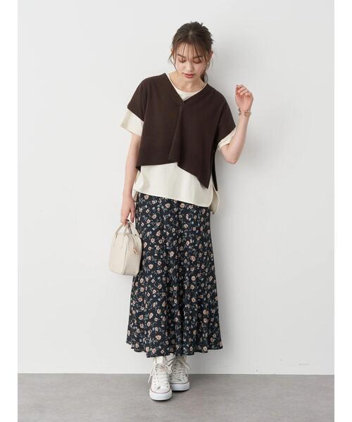 earth music&ecology（アースミュージックアンドエコロジー）の「MildlyロゴTシャツ *（Tシャツ/カットソー・レディース・オフホワイト/チャコールグレー/ライトベージュ/ライトパープル・FREE）」の15枚目の写真