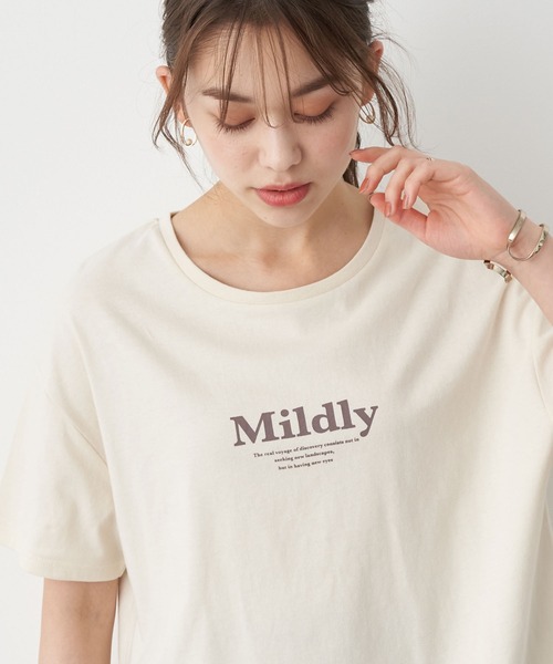 earth music&ecology（アースミュージックアンドエコロジー）の「MildlyロゴTシャツ *（Tシャツ/カットソー・レディース・オフホワイト/チャコールグレー/ライトベージュ/ライトパープル・FREE）」の4枚目の写真