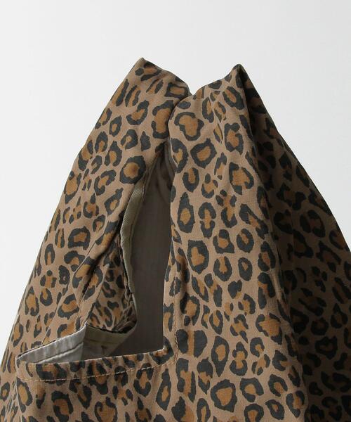 BEAUTY&YOUTH UNITED ARROWS(ビューティーアンドユースユナイテッドアローズ)の「<MASTER&CO>LEOPARD PRINT ECO BAG SMALL/バッグ Ψ(エコバッグ/サブバッグ・レディース・その他1・FREE)」の4枚目の写真