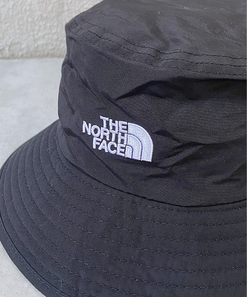 THE NORTH FACE（ザノースフェイス）の「THE NORTH FACE ザ・ノースフェイス / ナイロンサファリハット ECO BUCKET HAT バケットハット（ハット・メンズ・ブラック/アイボリー・M/L）」の7枚目の写真