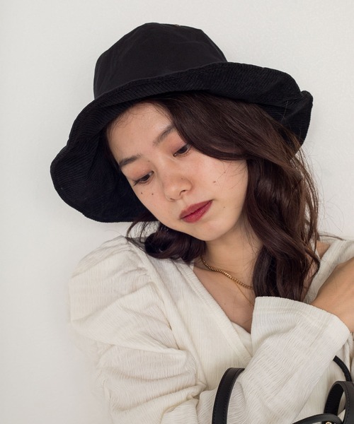 w closet(ダブルクローゼット)の「コーデュロイチューリップハット(ハット・レディース・ブラック/ベージュ・FREE)」の6枚目の写真