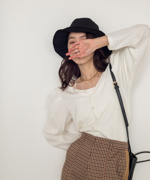 w closet(ダブルクローゼット)の「コーデュロイチューリップハット(ハット・レディース・ブラック/ベージュ・FREE)」の8枚目の写真