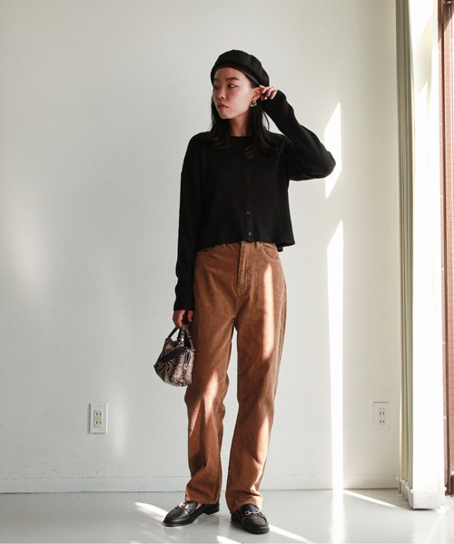 feepur（フェピュール）の「ハイウエストコーデュロイパンツ（その他パンツ・レディース・ベージュ/アイボリー/ブラウン・SMALL/MEDIUM）」の11枚目の写真