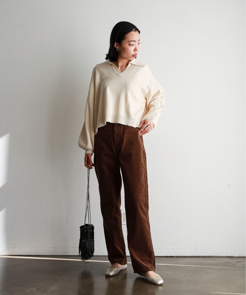 feepur（フェピュール）の「ハイウエストコーデュロイパンツ（その他パンツ・レディース・ベージュ/アイボリー/ブラウン・SMALL/MEDIUM）」の4枚目の写真