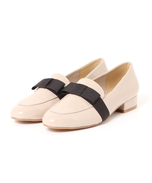 V SEVEN TWELVE THIRTY(ヴィセヴントゥエルヴサーティ)の「【V-SEVEN TWELVE THIRTY】リボンローファー(パンプス・レディース・ブラック/ベージュ系その他/Black・23cm/23.5cm/24cm/24.5cm/22.5cm)」の1枚目の写真