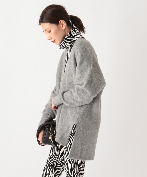 SOUP（スープ）の「◆【モヘヤ混】チュニック丈 深めVネックニット（ニット/セーター・レディース・グレー/ライトパープル/ベージュ・07/11/09）」の15枚目の写真