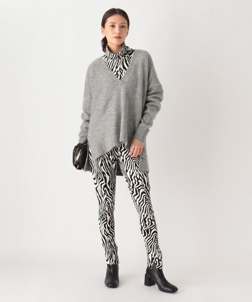 SOUP（スープ）の「◆【モヘヤ混】チュニック丈 深めVネックニット（ニット/セーター・レディース・グレー/ライトパープル/ベージュ・07/11/09）」の12枚目の写真