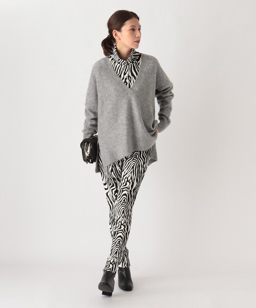 SOUP（スープ）の「◆【モヘヤ混】チュニック丈 深めVネックニット（ニット/セーター・レディース・グレー/ライトパープル/ベージュ・07/11/09）」の7枚目の写真