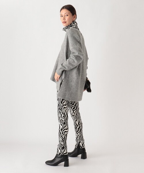 SOUP（スープ）の「◆【モヘヤ混】チュニック丈 深めVネックニット（ニット/セーター・レディース・グレー/ライトパープル/ベージュ・07/11/09）」の10枚目の写真