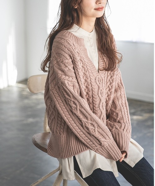 mysty woman（ミスティウーマン）の「キーネックケーブルプルオーバー 258224（ニット/セーター・レディース・アイボリー/カーキ/ライトグレー/ブラウン/ピンク/モカ・FREE）」の4枚目の写真