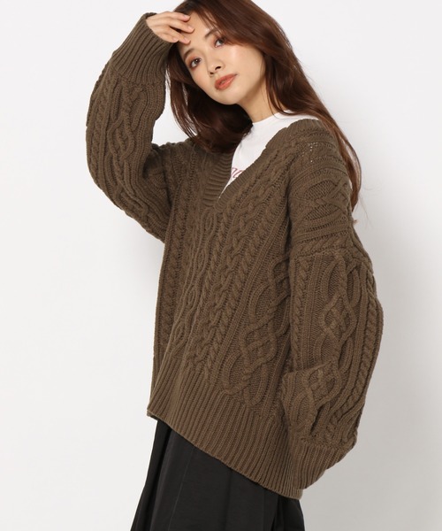 mysty woman（ミスティウーマン）の「キーネックケーブルプルオーバー 258224（ニット/セーター・レディース・アイボリー/カーキ/ライトグレー/ブラウン/ピンク/モカ・FREE）」の8枚目の写真