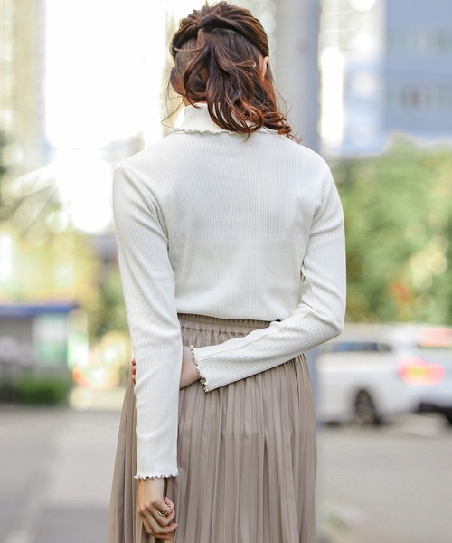 Honeys(ハニーズ)の「メローテレコタートル(Tシャツ/カットソー・レディース・ブルー系その他/ピンク/アイボリー/グレイッシュベージュ/モカ/ブラック/スミクロ/オリーブ・L/LL/M)」の9枚目の写真