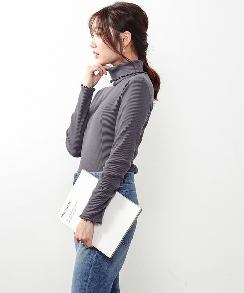 Honeys(ハニーズ)の「メローテレコタートル(Tシャツ/カットソー・レディース・ブルー系その他/ピンク/アイボリー/グレイッシュベージュ/モカ/ブラック/スミクロ/オリーブ・L/LL/M)」の15枚目の写真