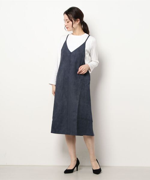 BELLUNA（ベルーナ）の「スエード調素材ジャンパースカート（ジャンパースカート・レディース・ネイビー/ライトグリーン/グレイッシュベージュ・MEDIUM/LARGE/X-LARGE）」の8枚目の写真