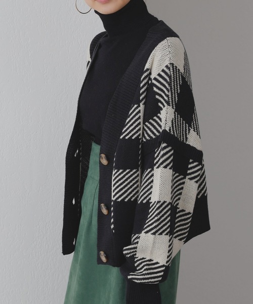 COLONY 2139（コロニートゥーワンスリーナイン）の「チェック柄ジャガードニット短丈カーディガン（カーディガン/ボレロ・レディース・ブラック/ベージュ/ブルー・FREE）」の7枚目の写真