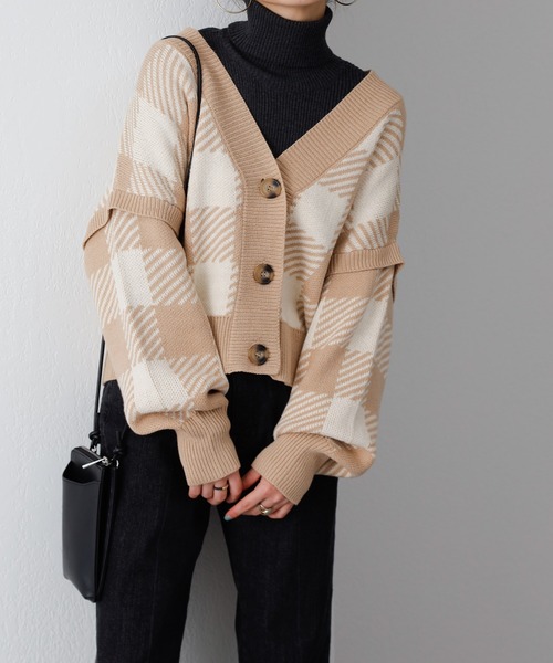 COLONY 2139（コロニートゥーワンスリーナイン）の「チェック柄ジャガードニット短丈カーディガン（カーディガン/ボレロ・レディース・ブラック/ベージュ/ブルー・FREE）」の14枚目の写真