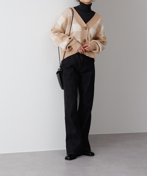 COLONY 2139（コロニートゥーワンスリーナイン）の「チェック柄ジャガードニット短丈カーディガン（カーディガン/ボレロ・レディース・ブラック/ベージュ/ブルー・FREE）」の21枚目の写真