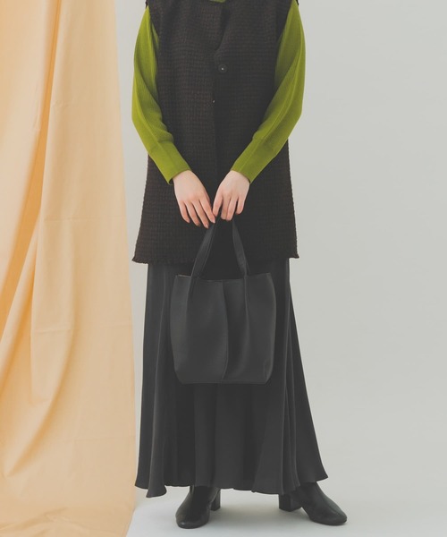 RODE SKO（ロデスコ）の「2WAYタックトートバッグ（トートバッグ・レディース・ブラック/ベージュ/グリーン/グレー/ライトブルー・ONE）」の7枚目の写真